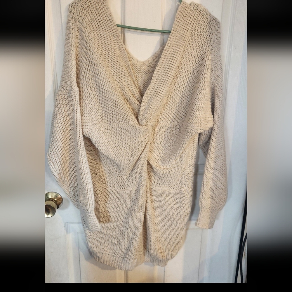 Pretty Little Thing On/Off The Shoulder Sweater Dress Cream Color Cable Knit M/L